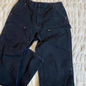Men’s Carhartt black double kneed painter style jeans.